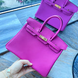  sophisticated tote bag detail view showing craftsmanship 14