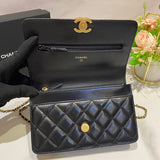 Ziva's Charm handbag – side angle view (one versatile size)