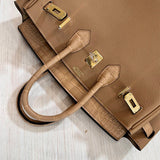  Contemporary crossbody bag front view 7