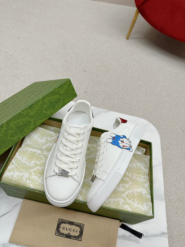 Gucci two-tone luxury sneakers view 8 minimalist modern build