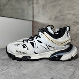 Nike Men's & Women's Premium Low-Top Trainers — Style 217 detail view