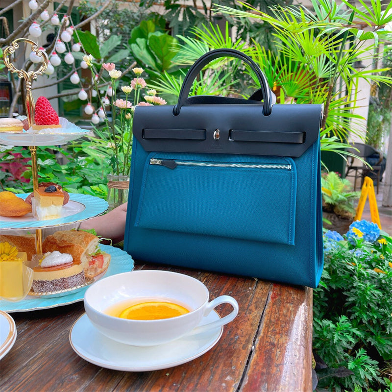  Essential top-handle bag front view