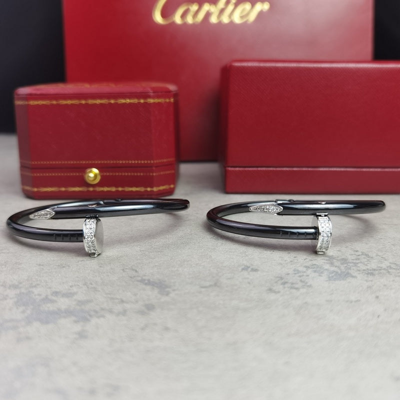 Front view of Cartier unisex jewelry piece