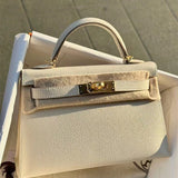 classic everyday bag styled with outfit