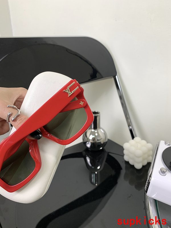 Angled view of Louis Vuitton unisex sunglasses