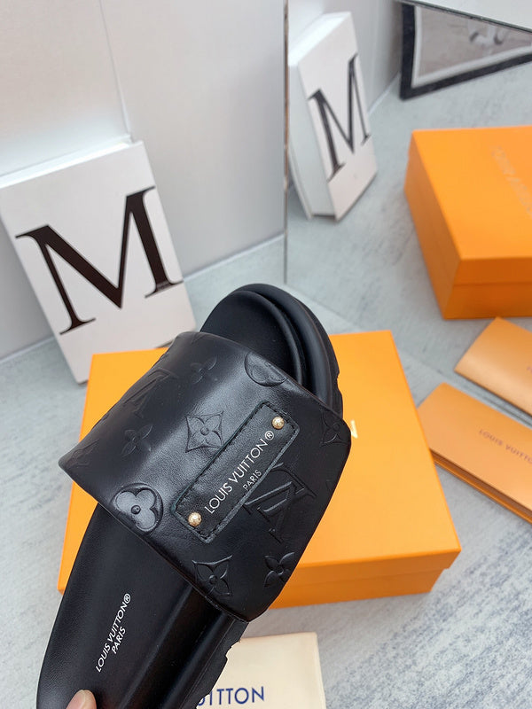 Louis Vuitton shoes Style 385 - additional angle view
