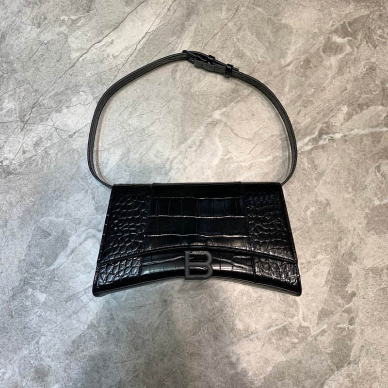 Modern Premium PU Leather Handbag - Understated Luxury Look | Women's Fashion Handbag #628 - side angle view (image 2) of designer-inspired handbag