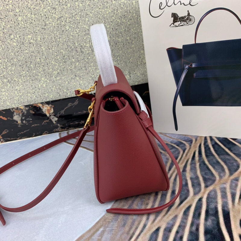 Interior view of everyday-luxe classic women's handbag – women's statement bag