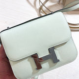 shoulder bag interior and compartment view