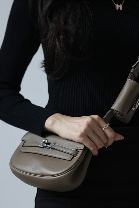 Close-up detail of effortless bag design