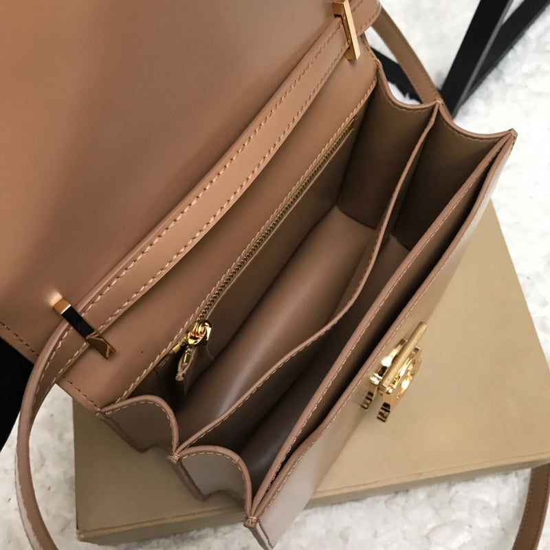 Ziva's Charm handbag – product shot (one versatile size)