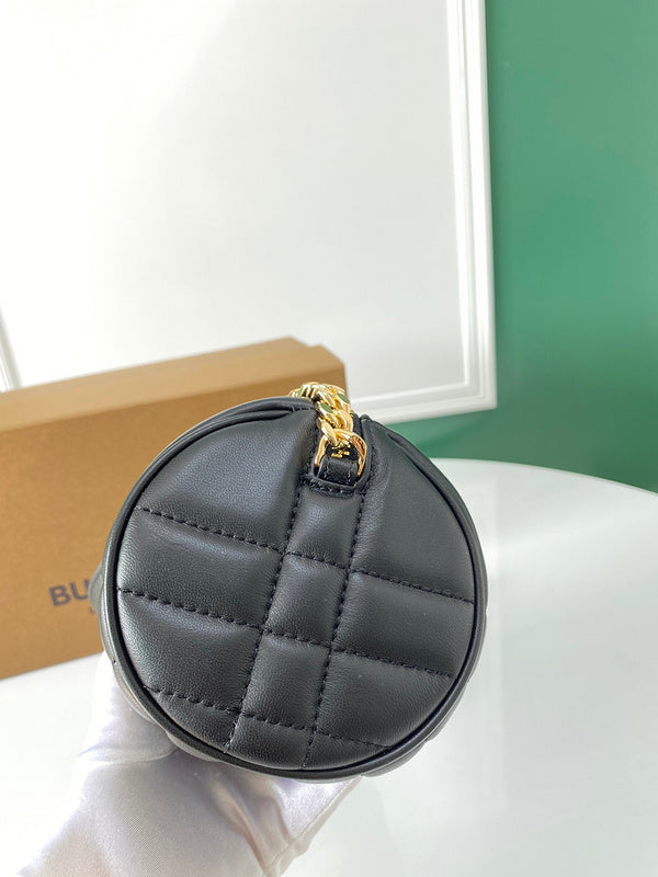 Effortless Vegan Leather Handbag - Everyday Elegance | Women's Statement Accessory #1101 - styled full view (image 7) of designer-inspired handbag