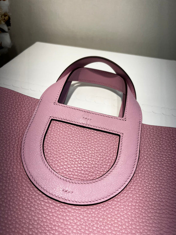  Tailored satchel carried on shoulder