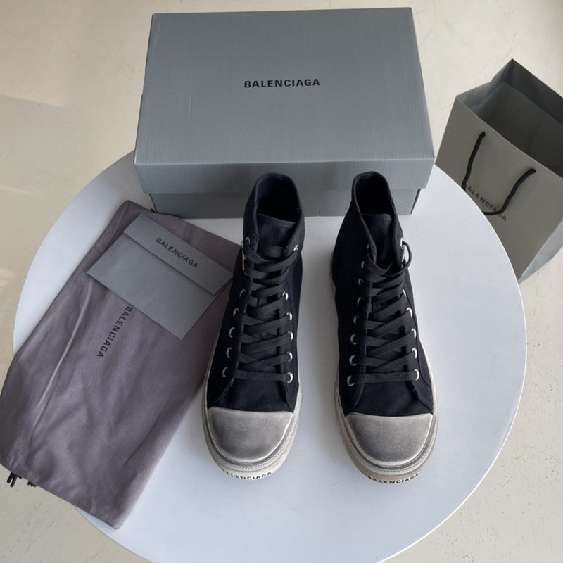Zivas Charm Signature Style Designer Shoes (Modern Wardrobe Staple) – Lifestyle Shot