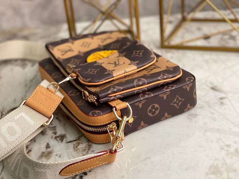 Interior view of refined chic women's handbag – women's everyday handbag