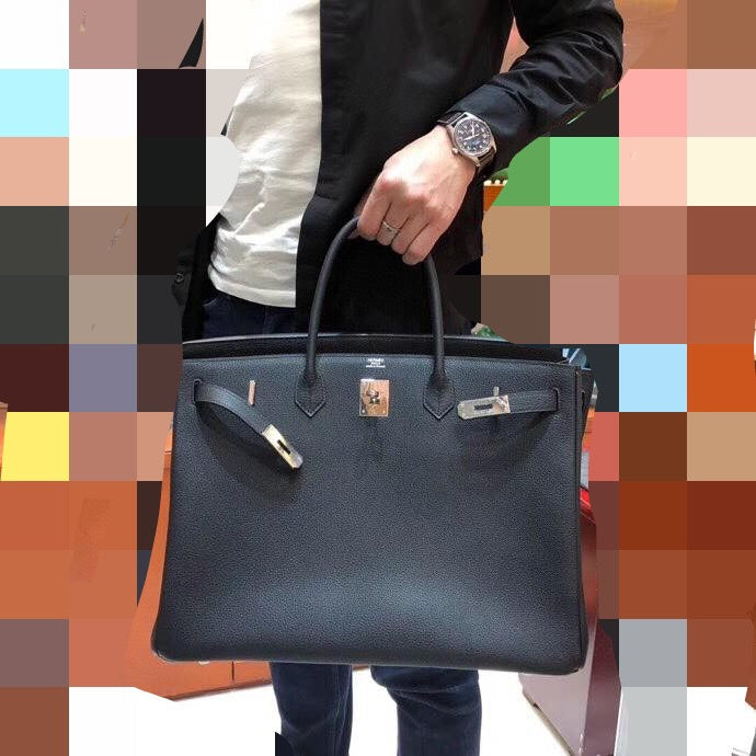 Structured handbag styled for everyday wear