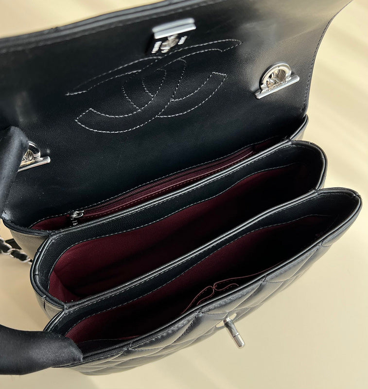  mid purse view 10