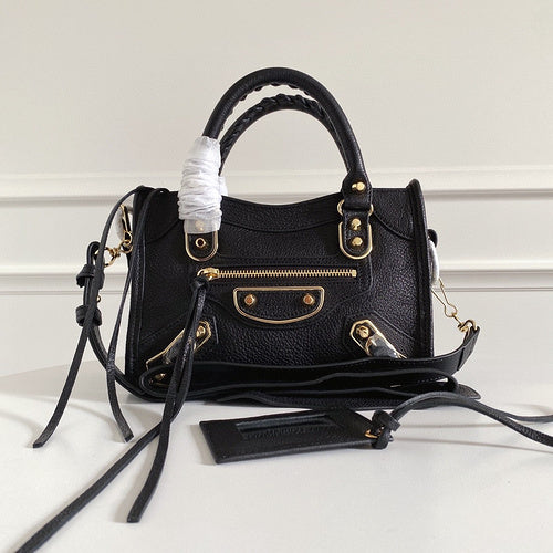 Zivas Charm Versatile Design Statement Handbag (Refined Practical Design) – Front View 2