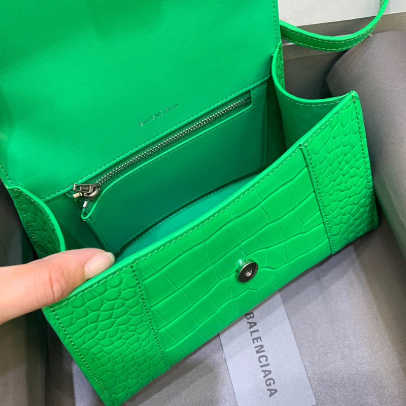 Chic Faux Leather Handbag - Refined Silhouette | Women's Luxury Handbag #546 - alternate angle view (image 8) of designer-inspired handbag