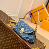 Streamlined satchel carried on shoulder 10
