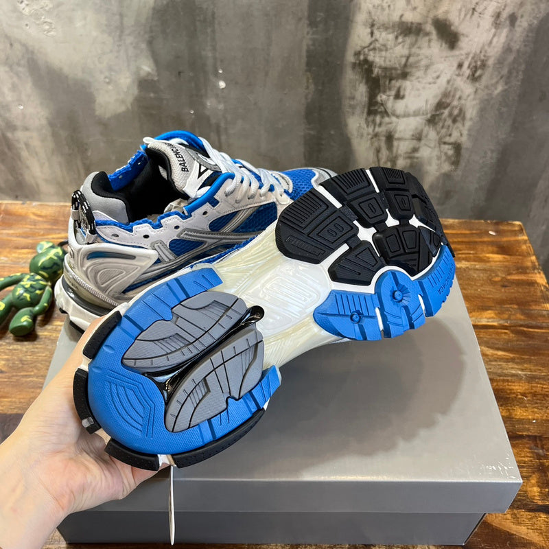 Balenciaga shoes Style 040 - packaging and accessories