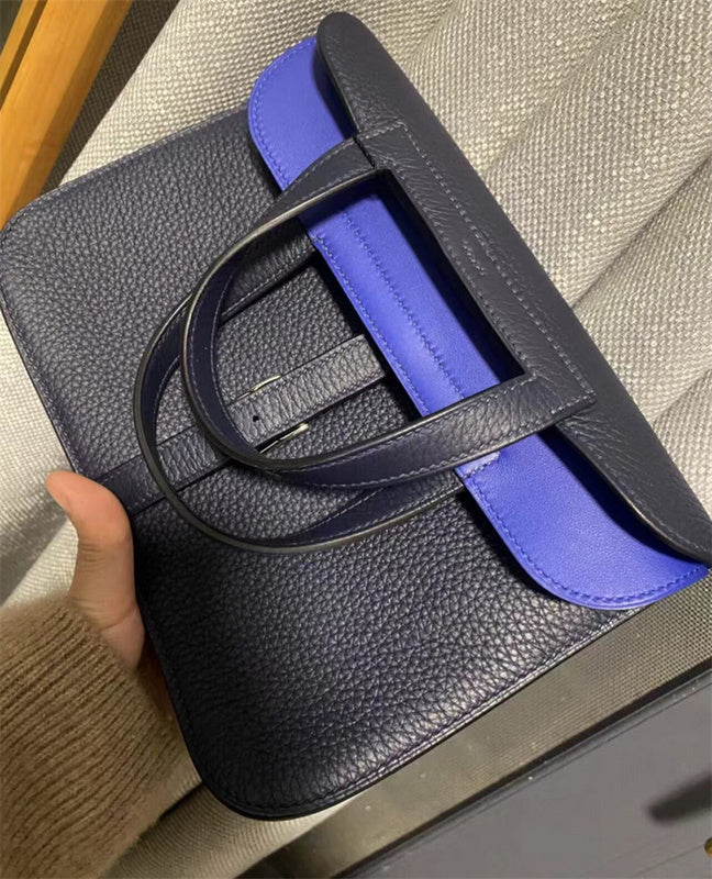  shopper bag interior and compartment view 9