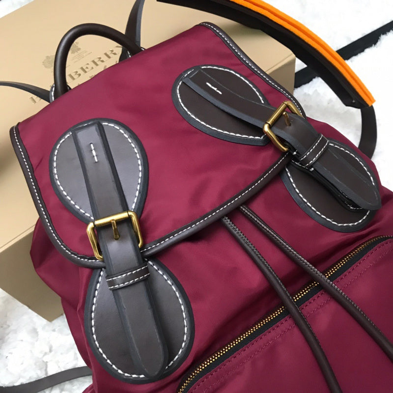 Ziva's Charm handbag – close-up view (one versatile size)