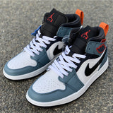 Nike Men's & Women's Premium Low-Top Trainers — Style 001 side view