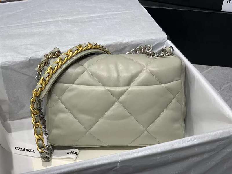 Zivas Charm Classic Sensibility Designer Handbag (Thoughtfully Structured Design) – Styled Look