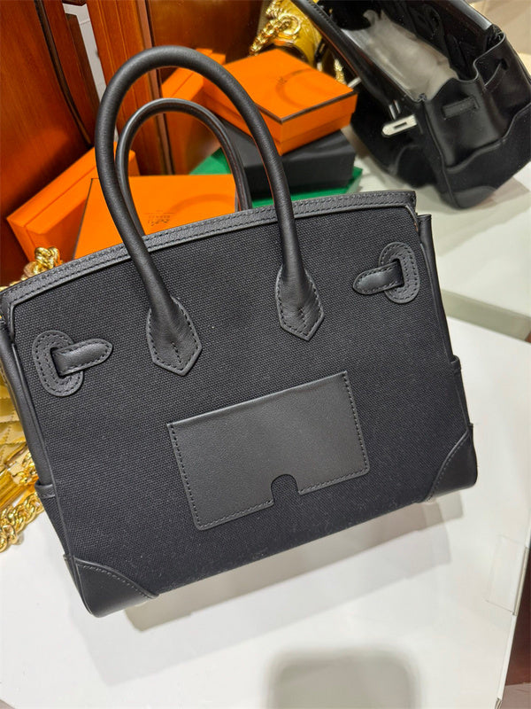 Close-up detail of balanced bag design