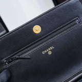 Zivas Charm Refined Everyday Style Fashion Handbag (Refined Practical Design) – Lifestyle Shot