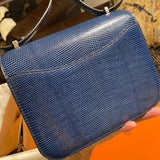  crossbody bag interior and compartment view