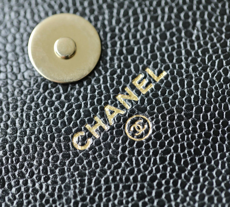 Zivas Charm Refined Structure Designer Handbag (Polished Everyday Piece) – Lifestyle Shot