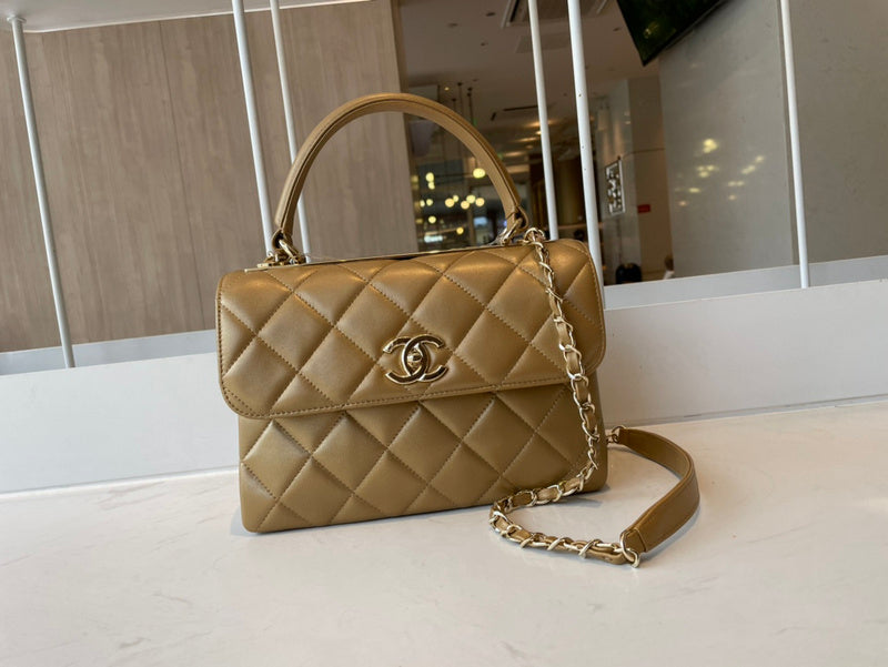  versatile purse view 9