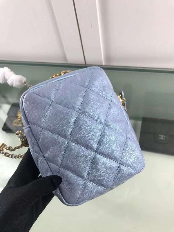 Zivas Charm Elevated Essentials Fashion Handbag (Premium Everyday Carry) – Detail View