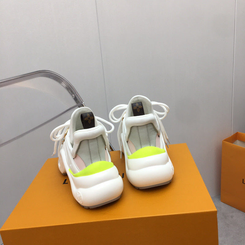 Louis Vuitton shoes Style 332 - interior and comfort detail