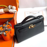  Sophisticated shoulder bag carried on shoulder 40