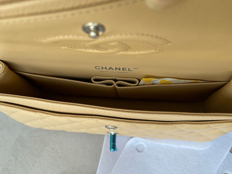 Zivas Charm Modern Edge Everyday Handbag (Everyday Luxury Essential) – Angled View