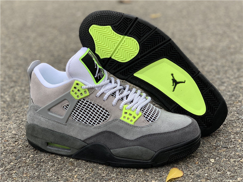 Nike Men's & Women's Luxury Fashion Trainers — Style 018 hardware detail
