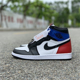 Nike Men's & Women's Premium Casual Sneakers — Style 124 side view