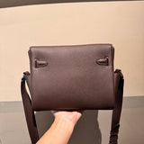 Side view of fluid structured handbag