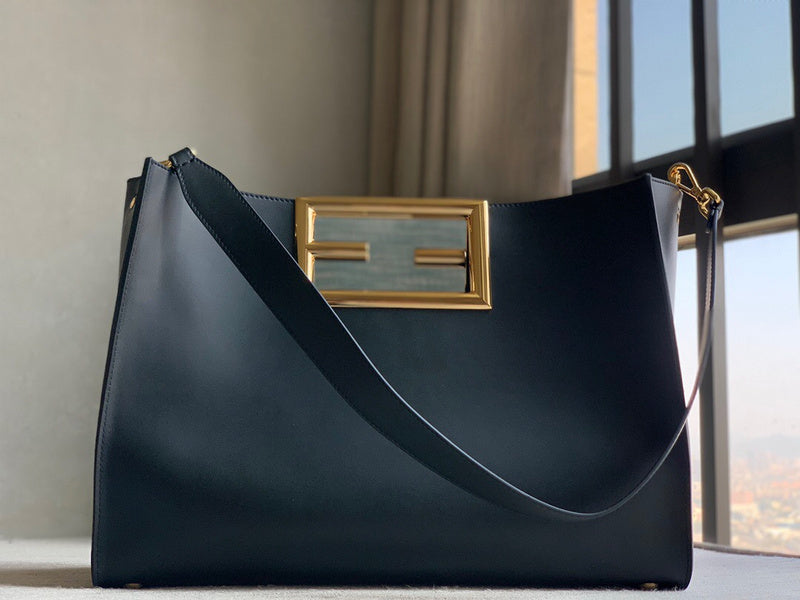 Ziva's Charm handbag – angled view (10cm*20cm*17.5cm)