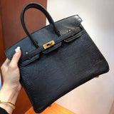 Everyday-Ready handbag styled for everyday wear