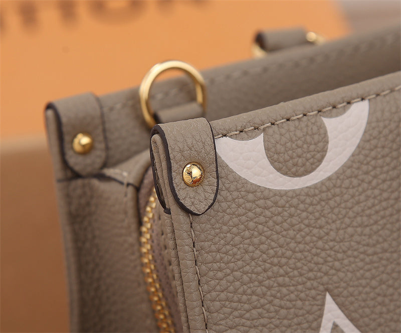  understated everyday bag styled with outfit 18