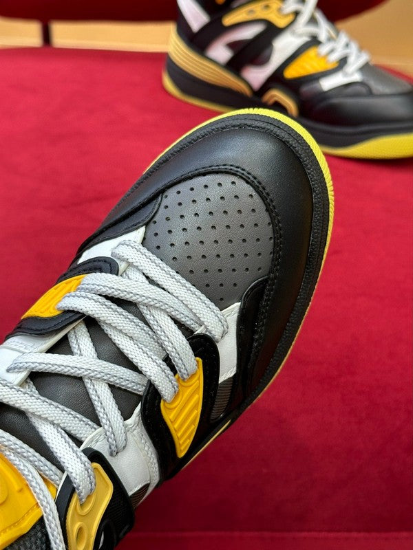 Gucci clean off-white luxury sneakers view 6 classic court silhouette