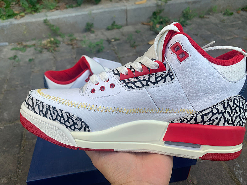 Nike Men's & Women's Luxury Low-Top Trainers — Style 213 angle view