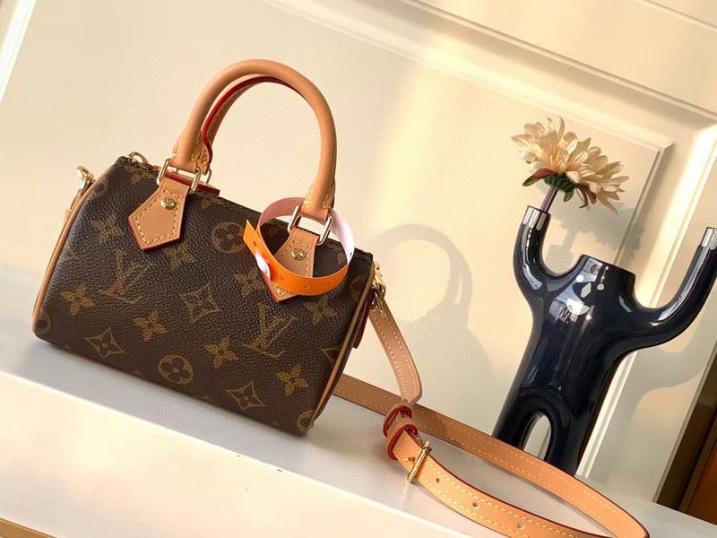Side profile of chic premium women's handbag – women's statement bag
