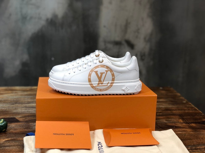 Louis Vuitton shoes Style 197 - top view showing design