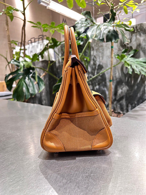 Contemporary handbag styled for everyday wear