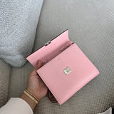  graceful carryall bag styled with outfit